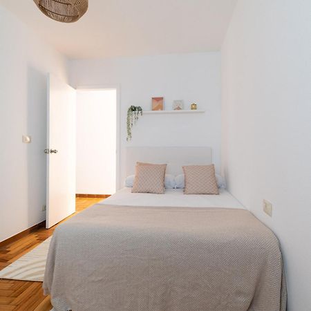 Amplia Vivienda Con Garaje Leilighet Vigo Eksteriør bilde