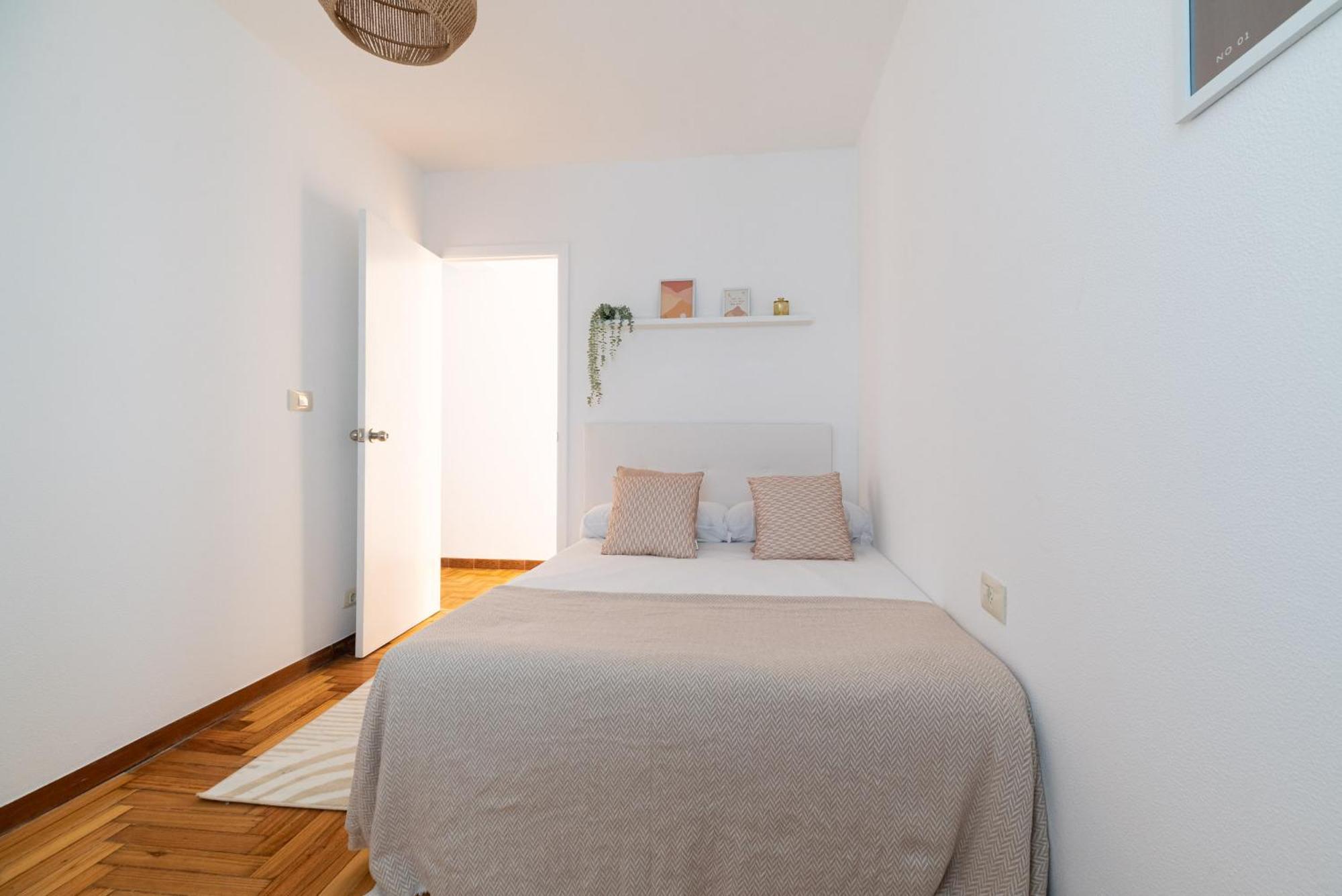 Amplia Vivienda Con Garaje Leilighet Vigo Eksteriør bilde